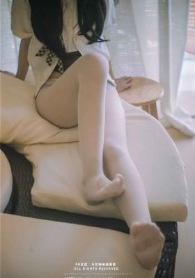 欧美美女喷绘女包_BD韩语在线手机播放