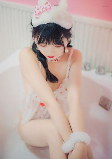 免费一区二区欧美在线视频_超清免费在线观看
